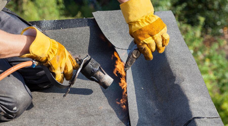 Expert Emergency Roof Repairs services in Bucklin, MO